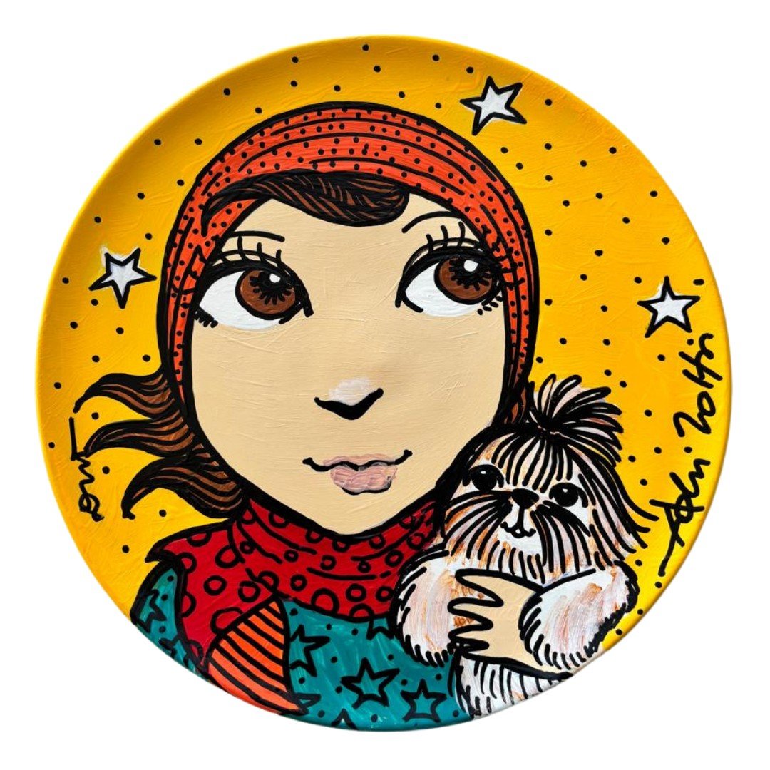 Prato de Porcelena Pintado a mão pela artista Adri Volpi